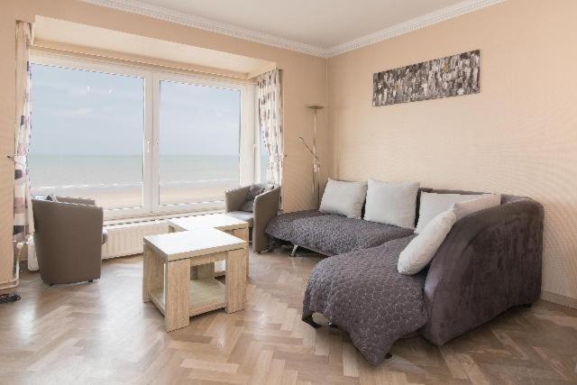 Toplocatie Middelkerke Frontal Sea View Ngoại thất bức ảnh